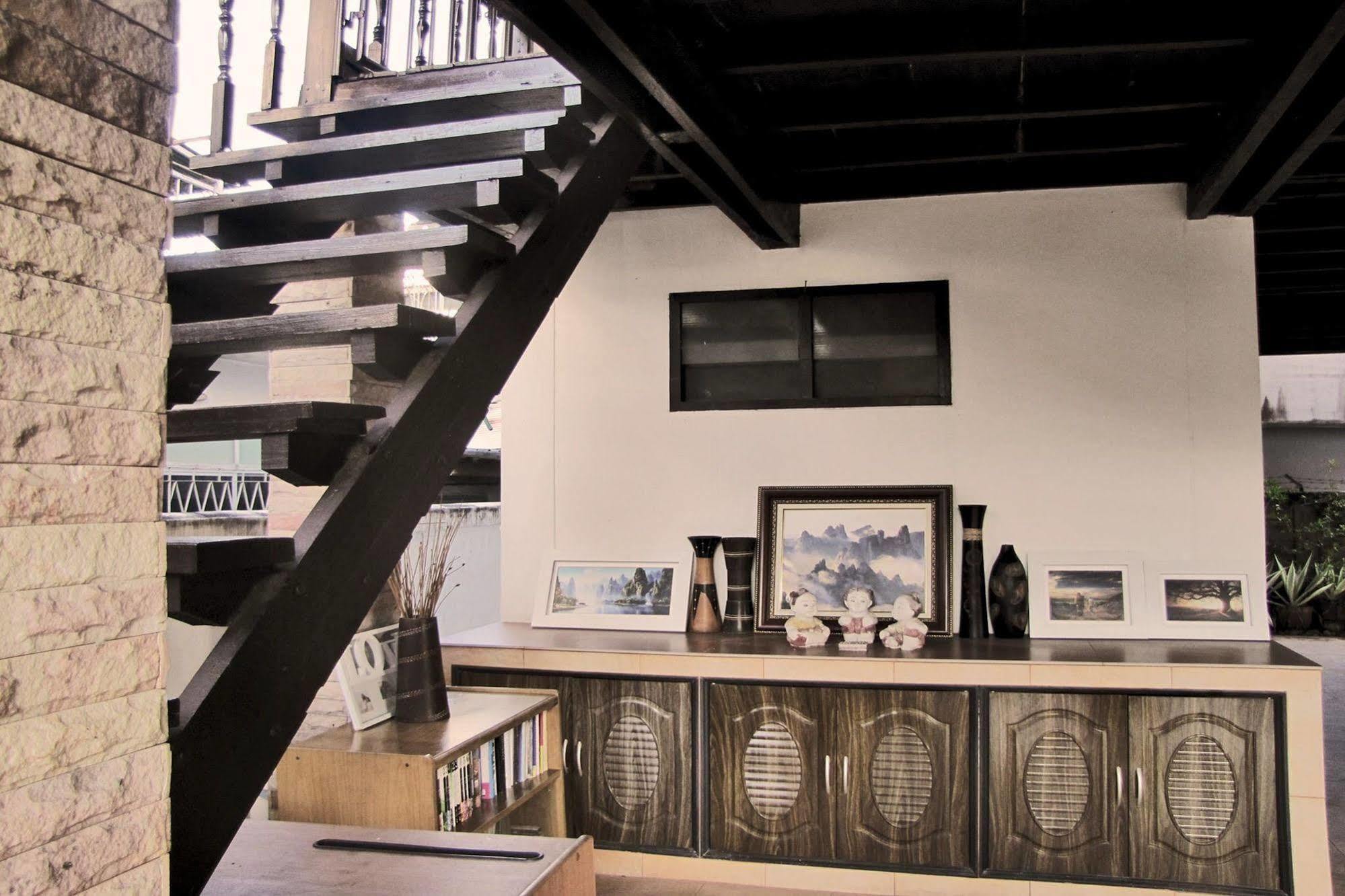 Huan Kawin Est.58 Lanna Home & Collection Chiang Rai Exteriör bild