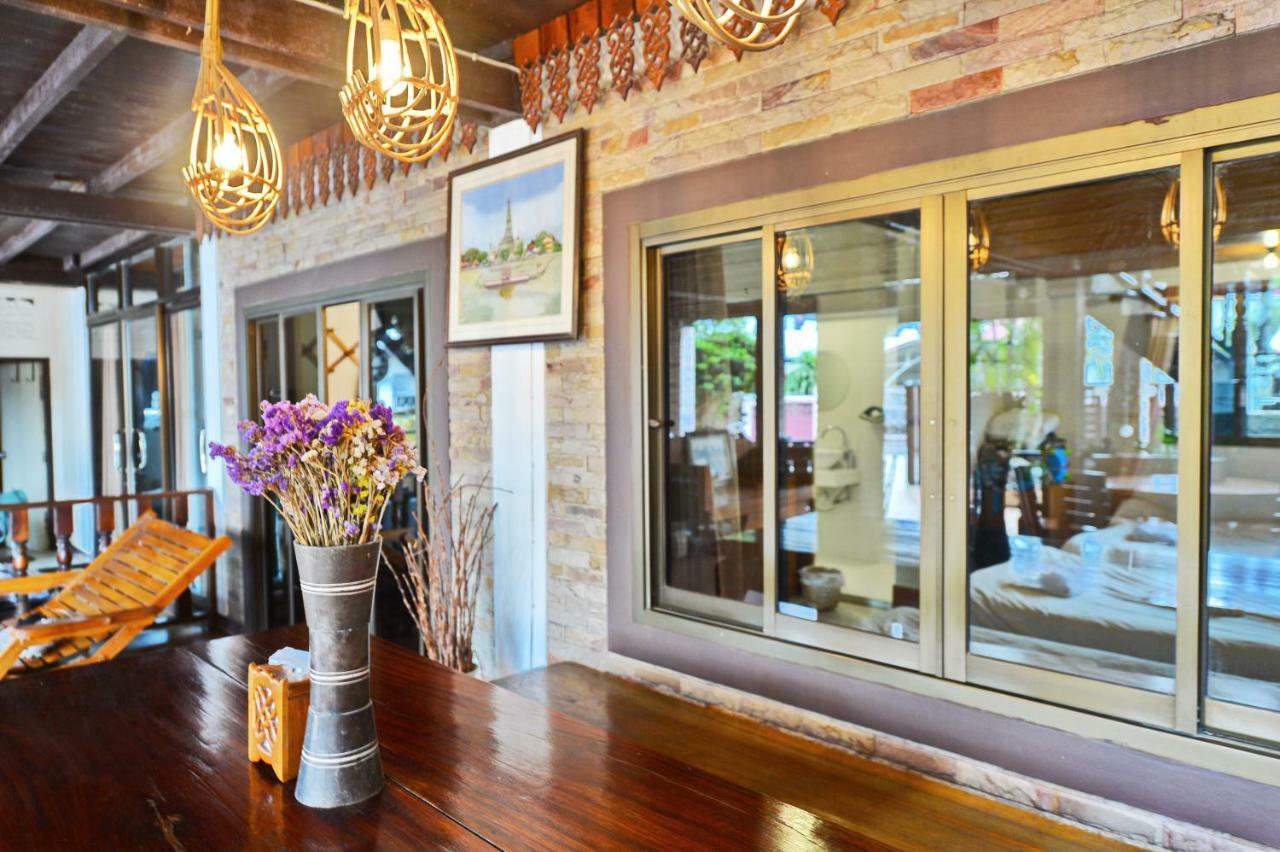 Huan Kawin Est.58 Lanna Home & Collection Chiang Rai Exteriör bild