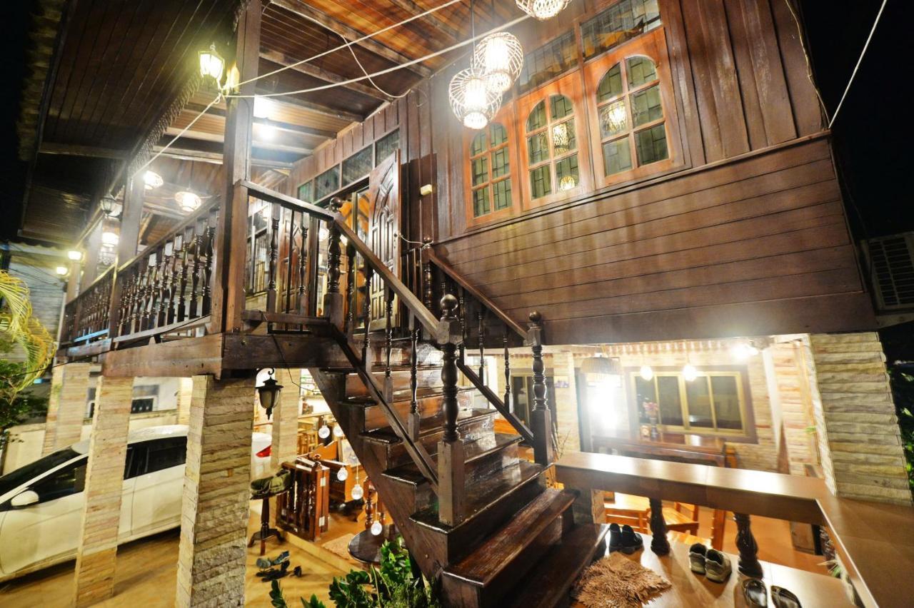 Huan Kawin Est.58 Lanna Home & Collection Chiang Rai Exteriör bild